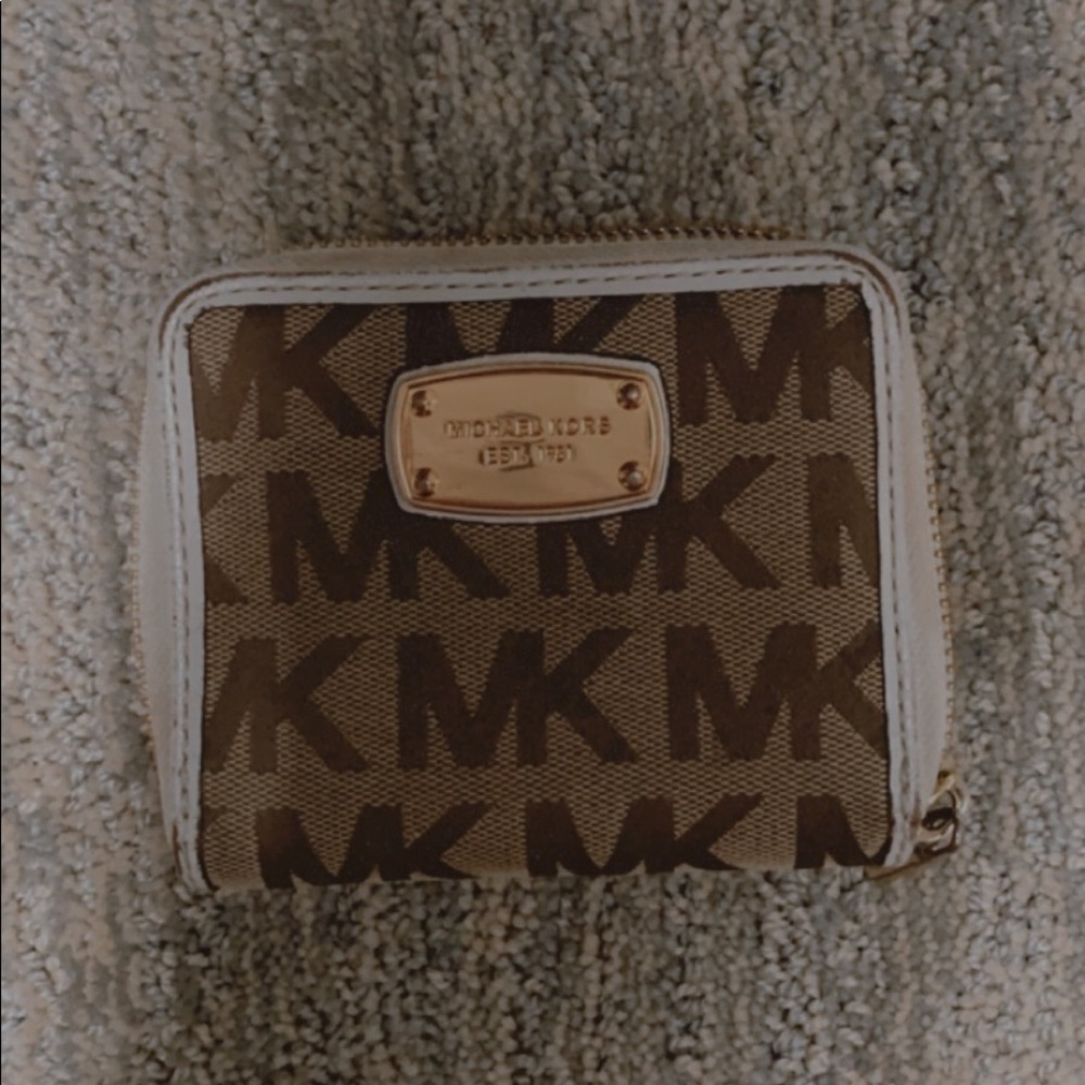 michael kors wallet